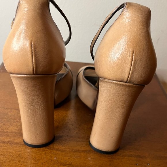 Louis Vuitton Distressed Tan Leather Ankle Strap Platforms Size 36 (US 5.5) - Picture 10 of 14